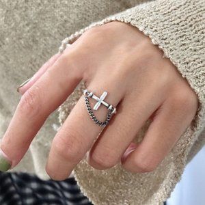 *NEW 925 Sterling Silver Vintage Cross Chain Ring